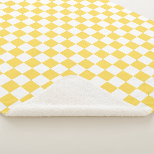 Classic visual yellow checkerboard  sherpadecke (3/4)