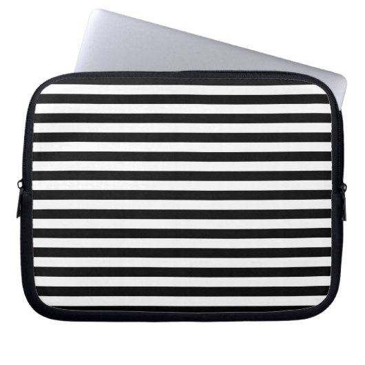 Classic White and Black Horizontal Stripe Pattern Laptopschutzhülle (Vorderseite)