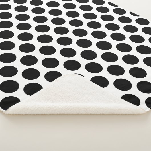 Classic White with Black Dot Style Sherpadecke (3/4)