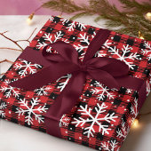 Classic Winter Buffalo Plaid Snowflake Geschenkpapier