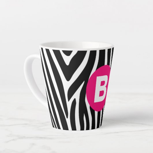 Classic Zebra Stripes Bright Pink Monogram Milchtasse (Linke Ecke)