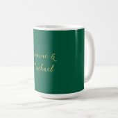 Classical Calligraphy Couple Names Green & Gold Kaffeetasse (VorderseiteRechts)