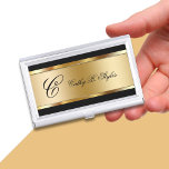 Classy Beauty Business Card Inhaber Visitenkarten Etui<br><div class="desc">Glitzy Beauty Visitenkartenkoffer in goldfarbenem Monogramm Namensemblem,  das Sie sich durch den Zusatz Ihres Namens,  Firmennamens oder Ihrer Initialen selbst machen können. Entworfen für jeden Schönheitsberater,  Friseur oder Makeup-Künstler und präsentiert Ihre Visitenkarten auf stilvolle Weise.</div>