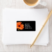 Classy Black & Orange Gerbera Daisy Adressaufkleber (Insitu)