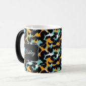 Classy Cheetah Print Splash Aqua Monogram Custom Verwandlungstasse (Vorderseite Links)