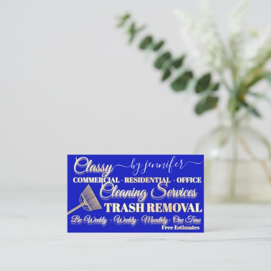 Classy Cleaning Trash Removal Maid Gold Logo QR Visitenkarte (Stehend Vorderseite)