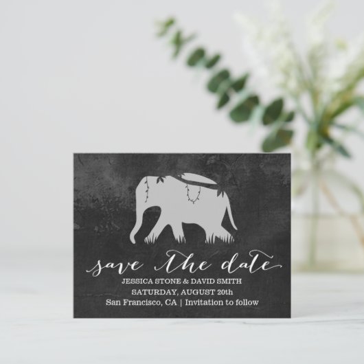 Classy Dark Jungle Elephant Wedding Save the Date Ankündigungspostkarte (Stehend Vorderseite)