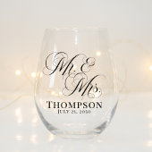 Classy Elegant Script Mr. and Mrs. Personalisiert Weinglas Ohne Stiel