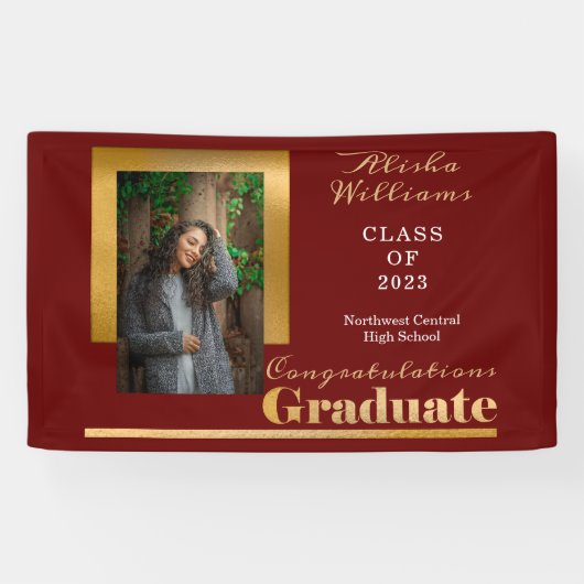 Classy Elegante Gold Text Graduate Foto Maroon Banner (Horizontal)