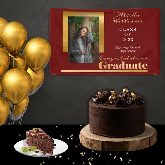 Classy Elegante Gold Text Graduate Foto Maroon Banner