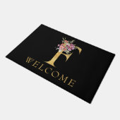 Classy Gold Monogram F mit Pink Florals Doormat Fußmatte (Schrägansicht)