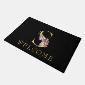 Classy Gold Monogram S mit Pink Florals Doormat Fußmatte (Schrägansicht)