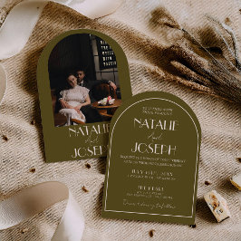 Classy Grassland Old Money Arched Photo Wedding Einladung