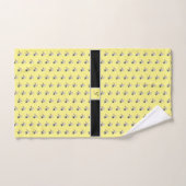 Classy Graues Irismuster auf Yellow Monogram Badhandtuch Set (Handtuch)