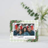 Classy Green Holly Red Berries Botanical Foliage Postkarte (Stehend Vorderseite)