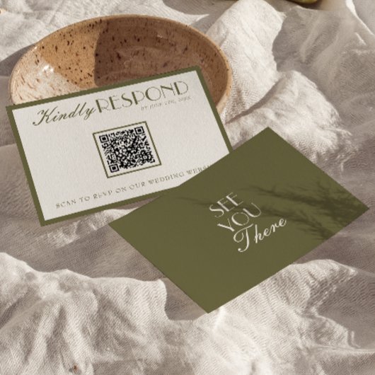 Classy Olive Green Old Money QR Fancy Code Wedding RSVP Karte