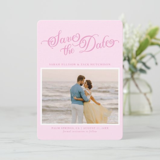 Classy Pastel Pink Elegantes Skript Save the Date (Stehend Vorderseite)