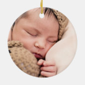 Classy Red Baby's 1. Weihnachts 2 Foto Name Keramik Ornament (Hinten)