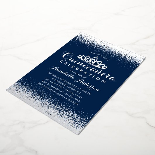 Classy Royal Blue Quinceañera Silver Tiara Glitzer Folieneinladung (Gedreht)