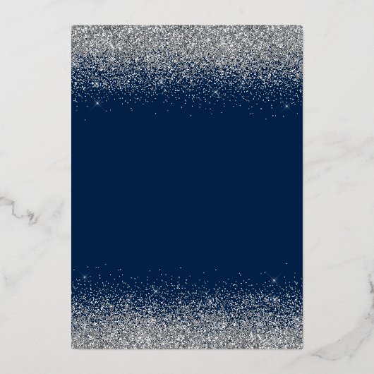 Classy Royal Blue Quinceañera Silver Tiara Glitzer Folieneinladung (Rückseite)