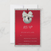 Classy Ruby Red & Funkelnd Bauble Christmas RSVP Karte (Rückseite)