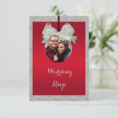 Classy Ruby Red & Sparkle Bauble Weihnachtsfeier RSVP Karte (Stehend Vorderseite)