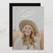 Classy Script Abschluss Announcement Card Einladung (Vorne/Hinten)