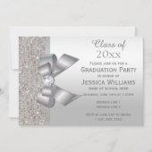 Classy Silver Gem Bow, Silver Sequins Abschluss Einladung (Vorderseite)