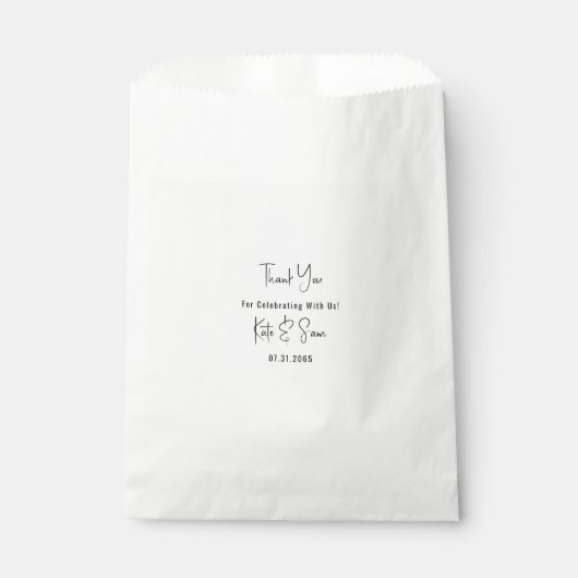 Classy Simple White Wedding Geschenktütchen (Vorderseite)