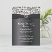Classy Snow Leopard Print Baby Dusche Einladung (Stehend Vorderseite)