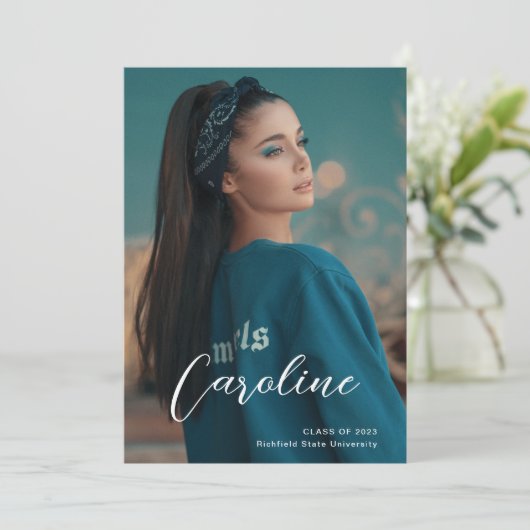 Classy Stylish Script Foto Collage Abschluss Ankündigung (Stehend Vorderseite)