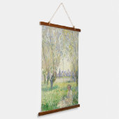 Claude Monet Art Women sitzt unter Willow Wandteppich Mit Holzrahmen (Gewinkelt)