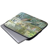 Claude Monet. Bathers in La Grenouillère Laptopschutzhülle (Vorne Knopf)