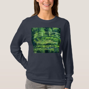 Claude Monet: Brücke über einen Teich mit Seerosen T-Shirt
