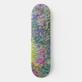 Claude Monet - Der Iris-Garten in Giverny Skateboard (Vorderseite)