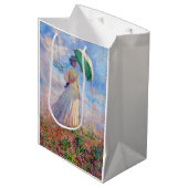 Claude Monet - Eine Frau mit einem Sonnenschirm au Mittlere Geschenktüte (Vorderseite Schrägansicht)