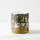 Claude Monet Painting, Edge of a Wood von Sargent Kaffeetasse (Mittel)