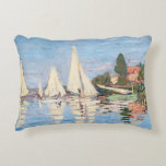 Claude Monet - Regattas in Argenteuil Dekokissen<br><div class="desc">Regattas in Argenteuil,  Regiert ein Argentinier. Von Claude Monet im Jahre 1872.</div>