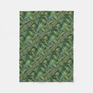 Claude Monet Water Lilies und Japanische Brücke Fleecedecke