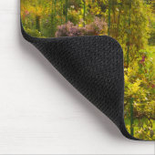 Claude Monets Garten, schöne Gartenszene Mousepad (Ecke)