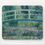 Claude Monets Water Lilies und Japanische Brücke Mousepad<br><div class="desc">1899. Claude Monet (14. November 1840 - 5. Dezember 1926) war Gründer des französischen impressionistischen Gemäldes und der konsequenteste und produktivste Praktizierer der Philosophie der Bewegung,  seine Wahrnehmungen vor der Natur zu äußern,  insbesondere was die Landschaftsmalerei im Freien (Pfleinluft) betrifft.</div>