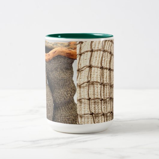 Claudia Mullek/Ann Coddington Tasse (Mittel)