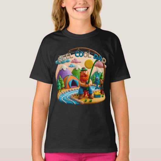 Clay Art “Reel Cool Dad” Fishing Scene Design T-Shirt (Vorderseite)