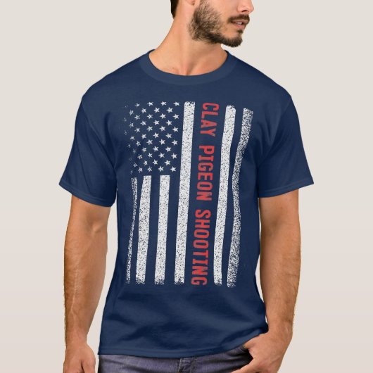 Clay Pigeon Shooting American Flag 4. Juli T-Shirt (Vorderseite)