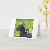 Clay Scotties auf einer Scottie Doorstop Karte (Gelbe Blume)