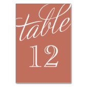 Clay und White Elegante Script-Tischnummern Tischnummer (Vorderseite)
