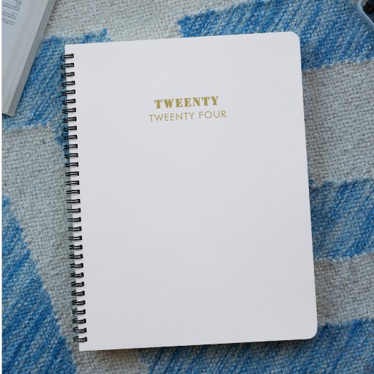 Clean White & Gold Script 2024 Personal wöchentlic Planer