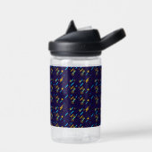 Clear plastic sippy cup with a dark blue sleeve trinkflasche (Links)