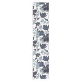 Clematis Blue Gray Floral Pattern Wohngestaltung Kurzer Tischläufer (Vorderseite)