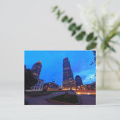 Cleveland city center at night postkarte (Stehend Vorderseite)